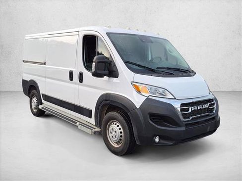 Used 2025 RAM ProMaster 2500 w/ U-Haul Equipment Group FWD image 3