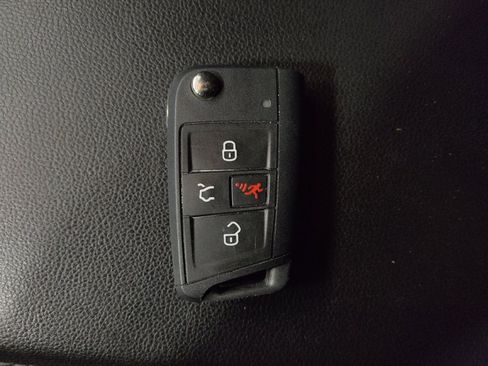 Used 2020 Volkswagen Jetta S FWD image 32