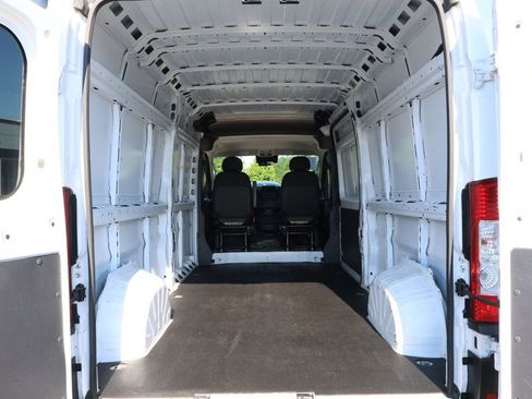 Used 2023 RAM ProMaster 2500 FWD image 19