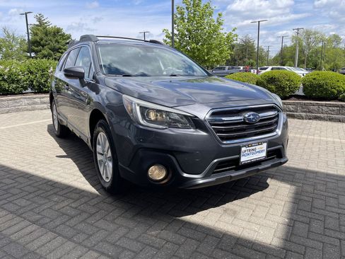 Used 2019 Subaru Outback 2.5i Premium AWD/4WD image 7