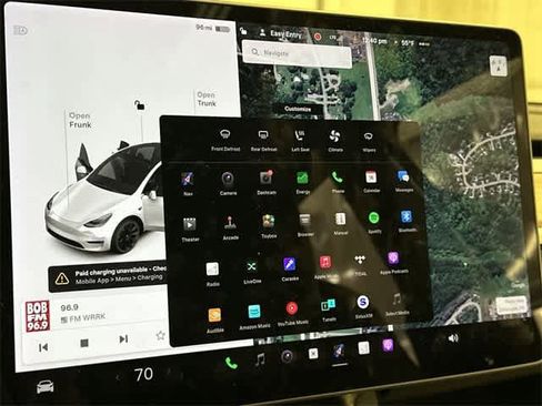 Used 2021 Tesla Model Y Long Range image 12