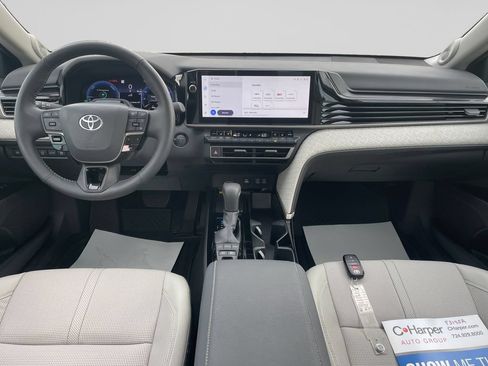 Used 2025 Toyota Camry XLE w/ Premium Plus Package AWD/4WD image 20