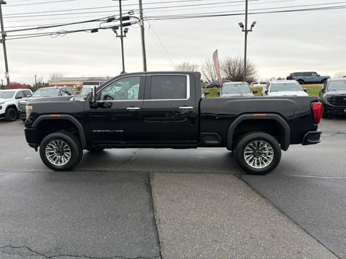 Used 2020 GMC Sierra 2500 Denali w/ Denali Ultimate Package image 13