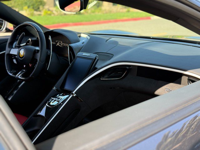 Used 2024 Ferrari Roma RWD image 30