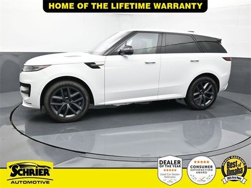Used 2023 Land Rover Range Rover Sport SE Dynamic image 3