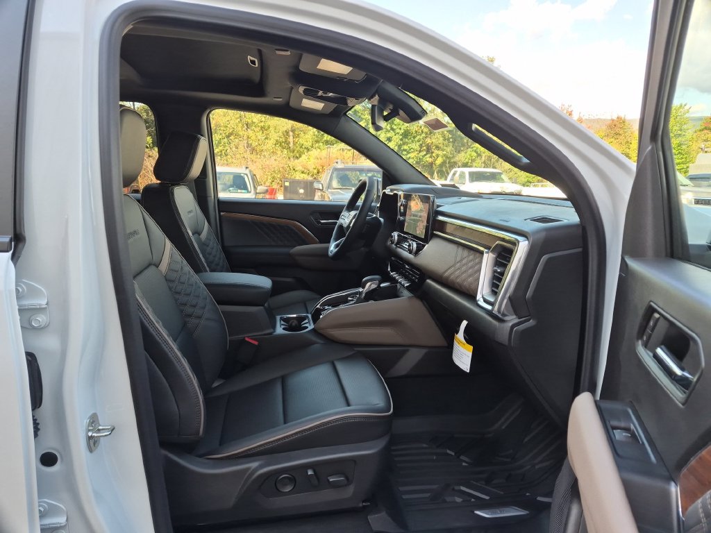 New 2026 GMC Canyon Denali AWD/4WD image 35