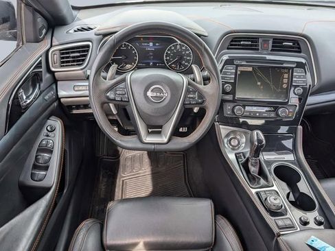 Used 2023 Nissan Maxima SR w/ Sport Mat Group image 19