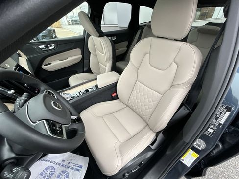 New 2026 Volvo XC60 B5 Plus w/ Climate Package image 15