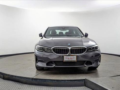 Used 2019 BMW 330i xDrive Sedan w/ Premium Package image 12