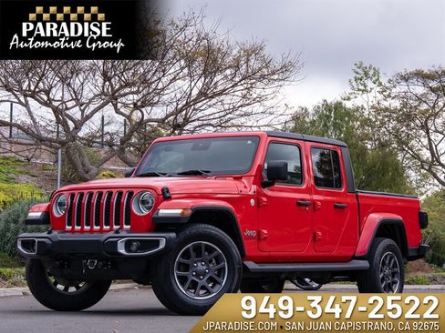 Used 2020 Jeep Gladiator Overland image 1