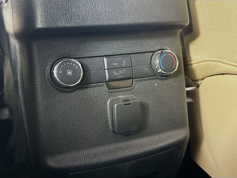 Used 2016 Ford Explorer 4WD image 28