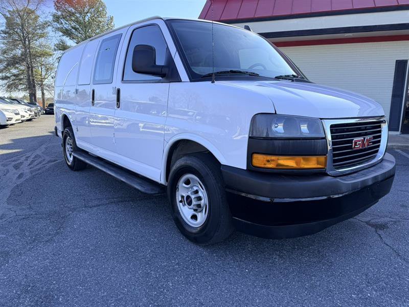 Used 2019 GMC Savana 2500 w/ Driver Convenience Package RWD image 3