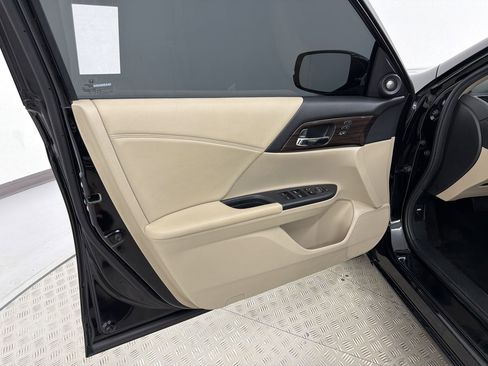 Used 2016 Honda Accord EX-L image 23