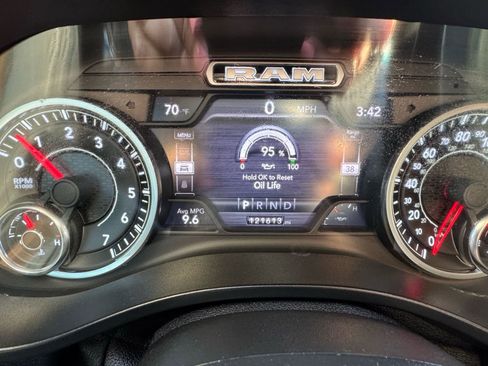 Used 2021 RAM 1500 Laramie image 5