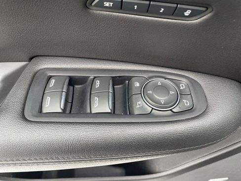 Used 2019 Cadillac XT5 Luxury w/ LPO, Radiant Package image 16