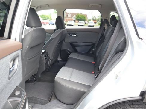 Used 2021 Nissan Rogue SV AWD/4WD image 15
