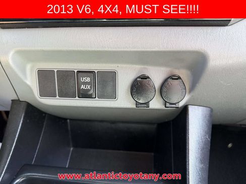 Used 2013 Toyota Tacoma 4x4 Double Cab w/ SR5 Pkg image 24