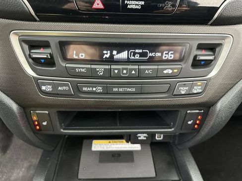 Used 2022 Honda Passport TrailSport image 19
