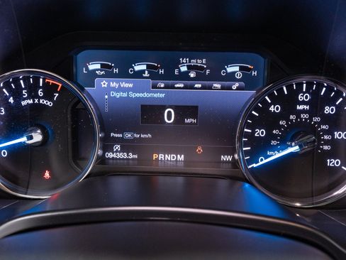 Used 2019 Ford Expedition Max XLT w/ Equipment Group 202A RWD image 23