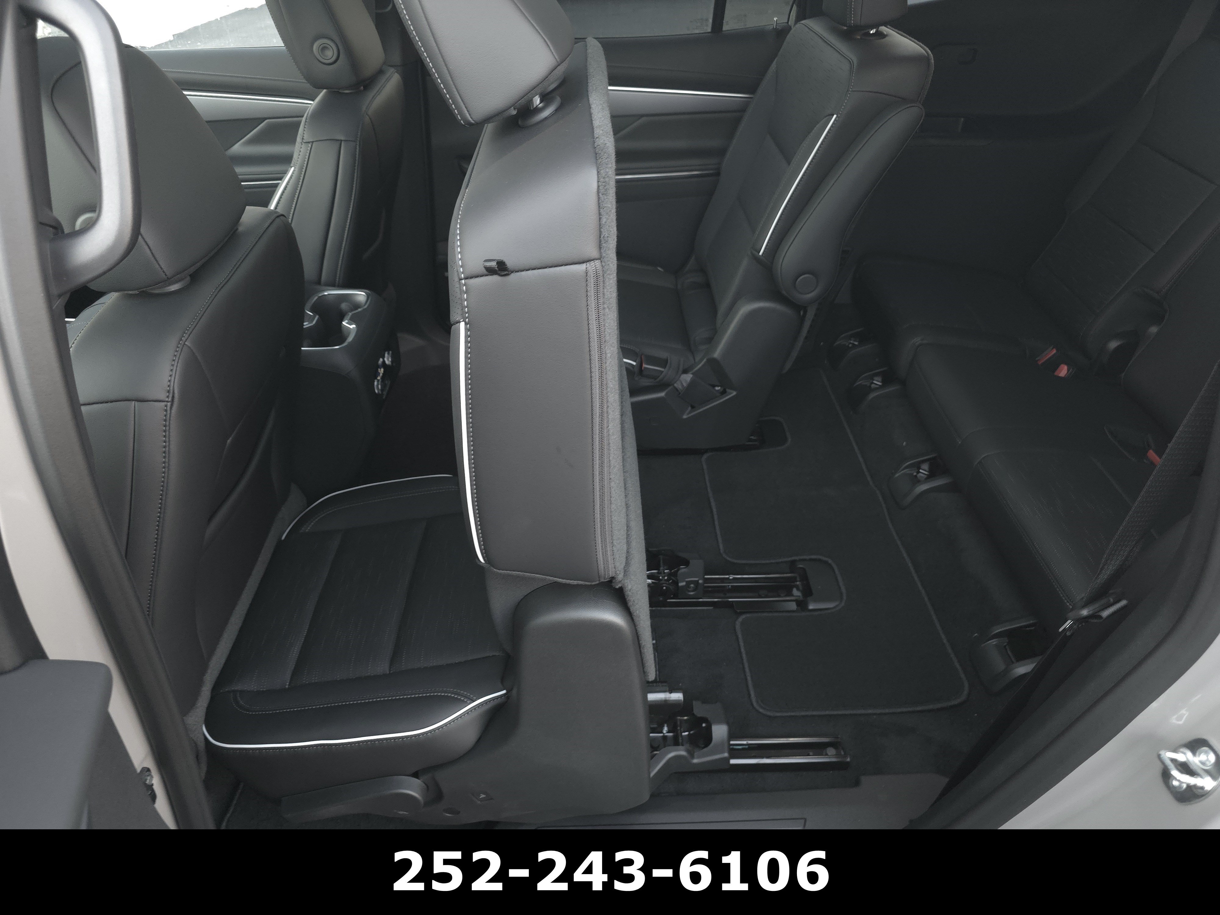 Used 2026 Buick Enclave Sport Touring w/ Super Cruise Package FWD image 38