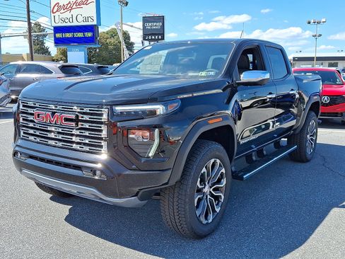 New 2026 GMC Canyon Denali image 2