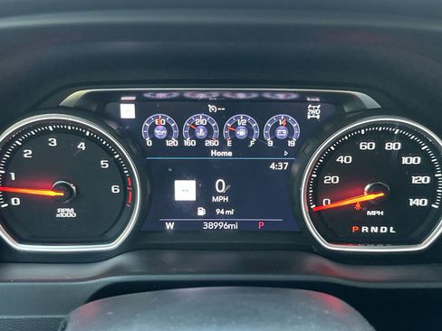 Used 2021 Chevrolet Silverado 1500 High Country image 23