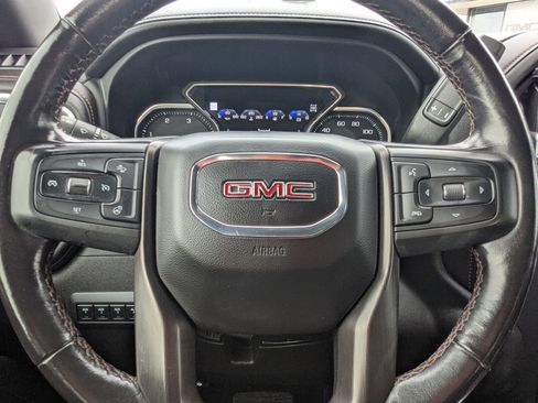 Used 2021 GMC Sierra 2500 AT4 w/ AT4 Premium Plus Package image 16