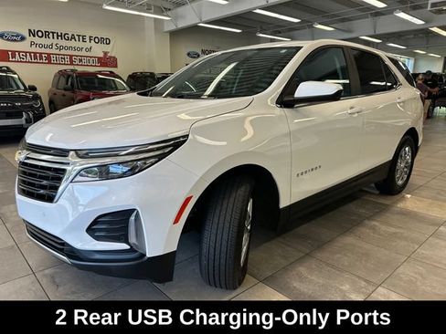Used 2024 Chevrolet Equinox LT w/ LPO, Floor Liner Package FWD image 16