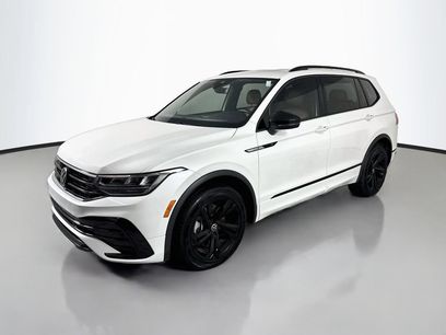 Used 2023 Volkswagen Tiguan SE R-Line