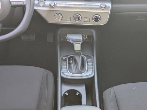 New 2026 Hyundai Kona SE FWD image 18