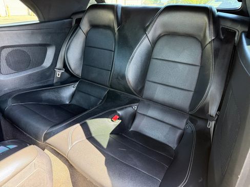 Used 2018 Ford Mustang Premium RWD image 21