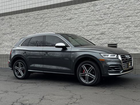 Used 2018 Audi SQ5 Prestige image 4