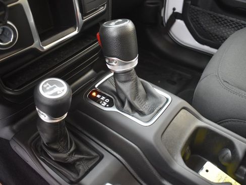 Used 2021 Jeep Wrangler Sport AWD/4WD image 25