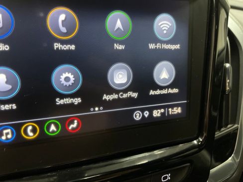 Used 2023 Chevrolet Traverse RS FWD image 19