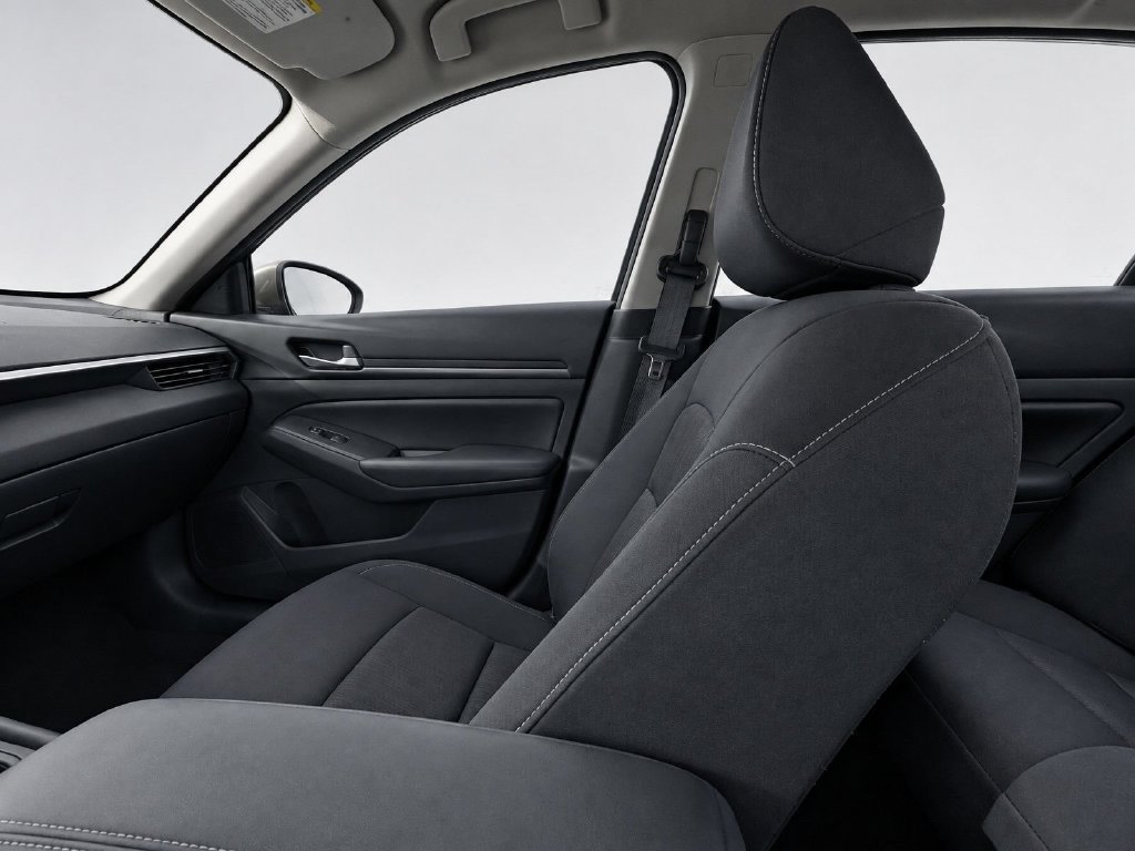 Certified 2025 Nissan Altima 2.5 S FWD image 22
