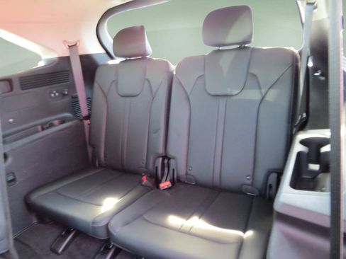 Used 2023 Kia Sorento SX AWD/4WD image 14