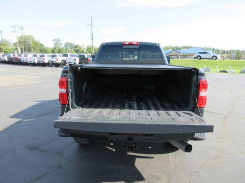 Certified 2019 GMC Sierra 2500 Denali w/ Duramax Plus Package AWD/4WD image 9