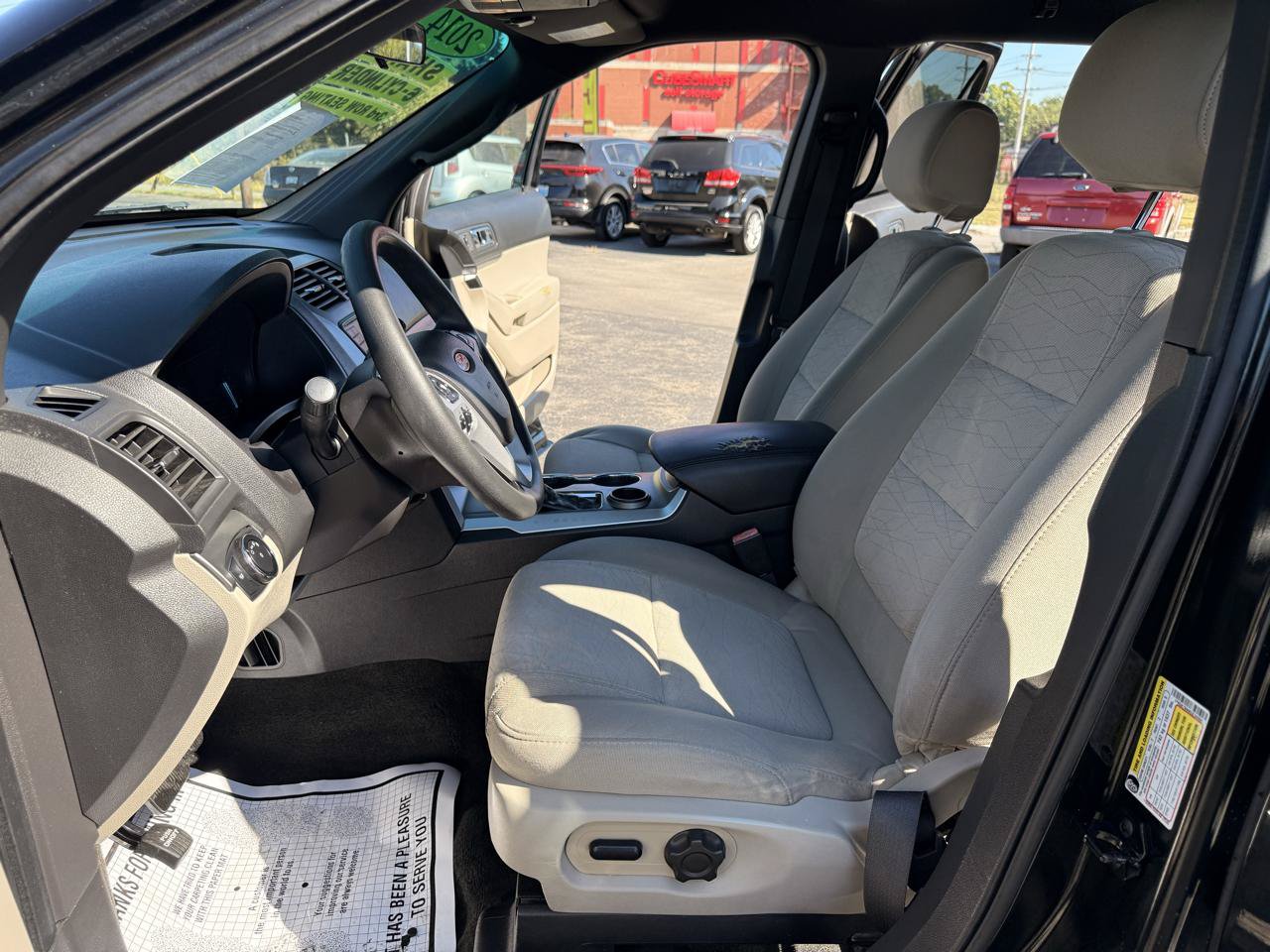 Used 2014 Ford Explorer FWD image 8