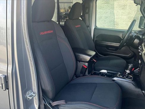 Used 2018 Jeep Wrangler Unlimited Rubicon image 7