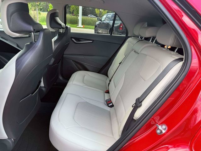 Used 2024 Kia Niro EX FWD image 13