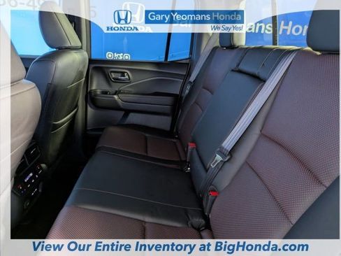 Used 2025 Honda Ridgeline Black Edition image 19
