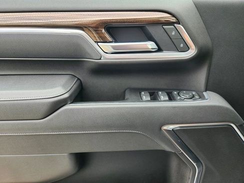 Used 2025 Chevrolet Silverado 2500 LT w/ Texas Edition image 24