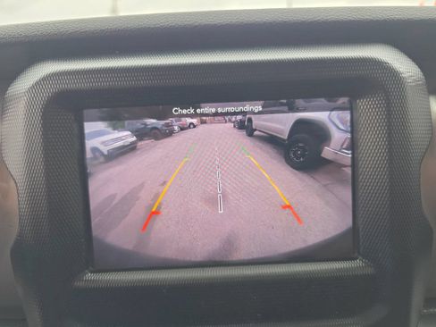 Used 2018 Jeep Wrangler Unlimited Sport S AWD/4WD image 33