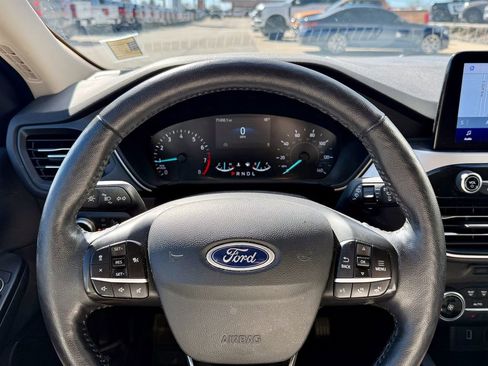 Certified 2020 Ford Escape SEL image 19