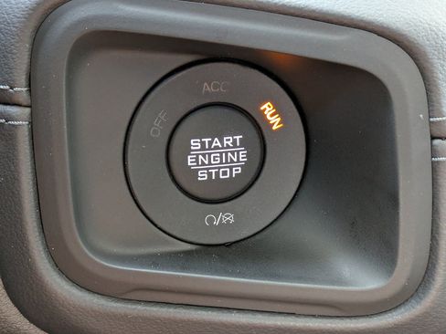 New 2026 Jeep Gladiator Mojave AWD/4WD image 32