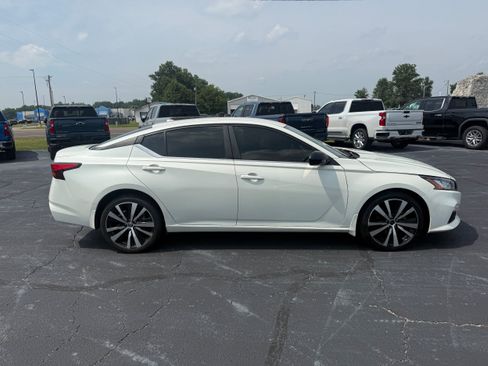 Used 2021 Nissan Altima 2.5 SR AWD/4WD image 8