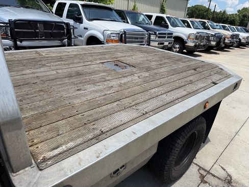 Used 2017 RAM 3500 Tradesman w/ Chrome Appearance Group AWD/4WD image 20