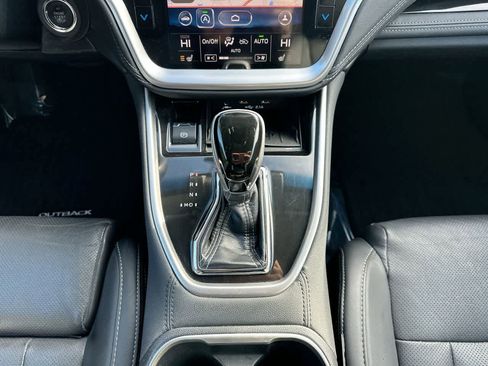 Certified 2021 Subaru Outback Limited image 34