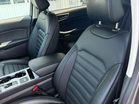 Used 2022 Ford Edge SEL AWD/4WD image 15