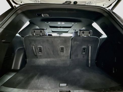 Used 2023 Chevrolet Traverse RS w/ LPO, Floor Liner Package AWD/4WD image 28